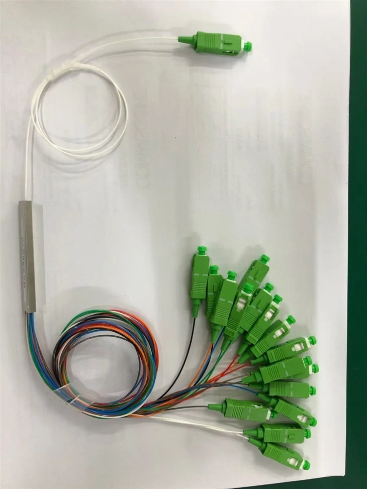 CATV / FTTH / EDFA SC / UPC G652B OM3 0.9mm 2mm 3mm Fiber Optical Patch Cord / Pigtail Simplex Duplex